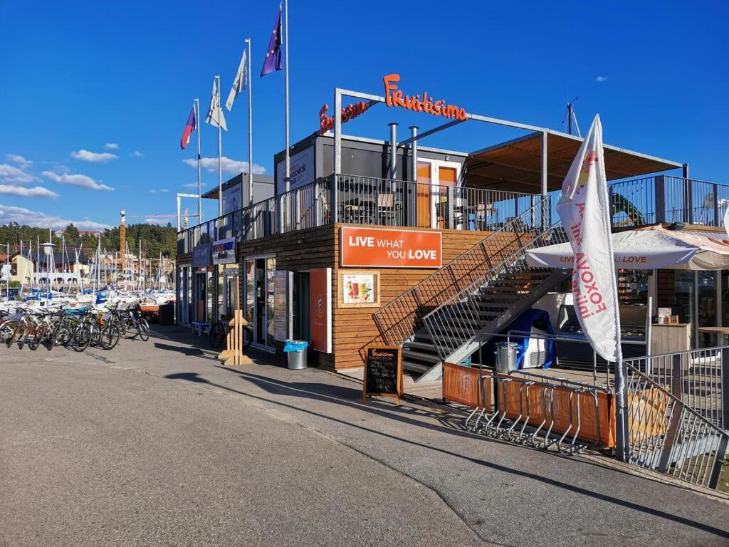 Ubytovani Na Jachte Hotell Lipno nad Vltavou Exteriör bild